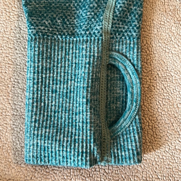 Women’s ombré workout set for the gym - Picture 5 of 6